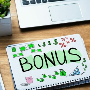 How Much Is a Bonus Taxed?